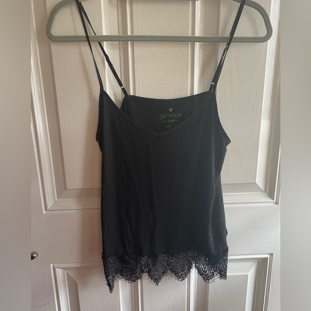 Black tank size M